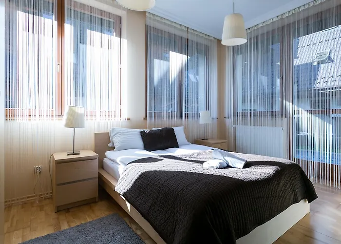 Vip Tetmajera Centrum 2 *